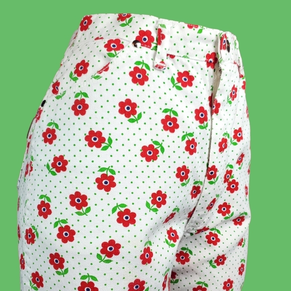 SOLD Vintage 60s flower jeans - Picture 4 of 13